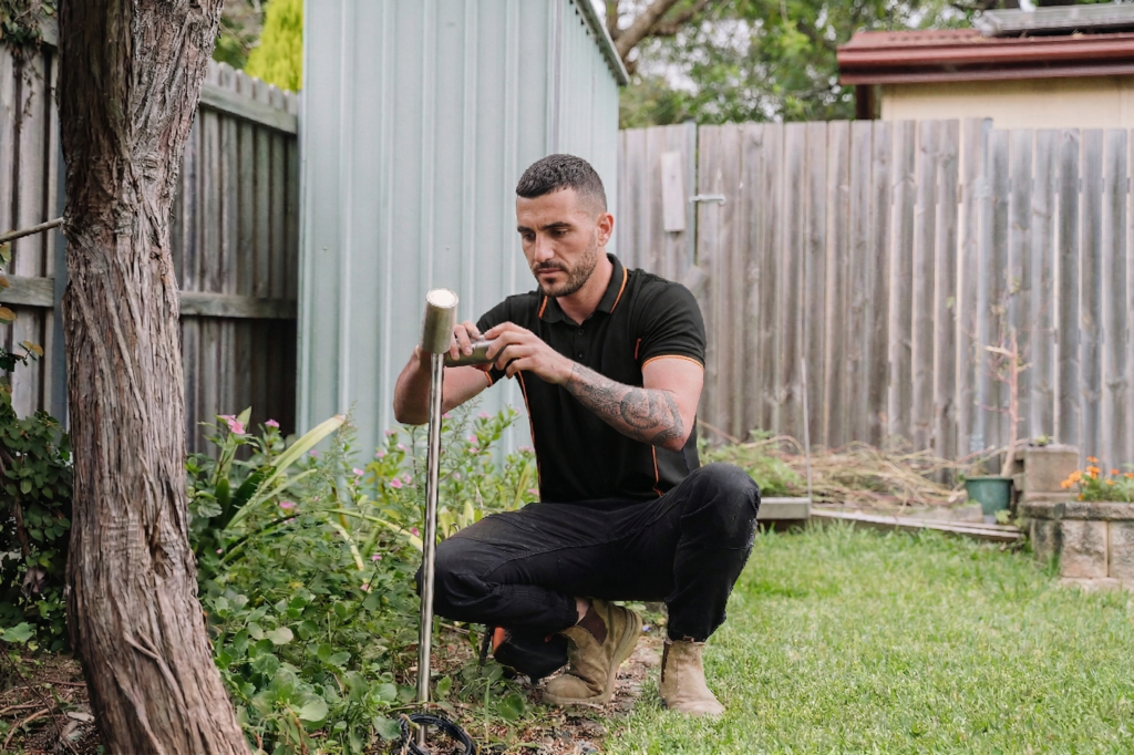 Commercial electrician services in Greenacre